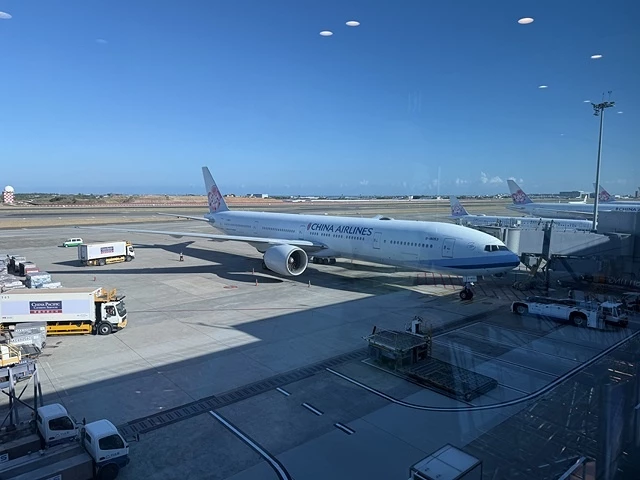 2025蟹逅故事江南D1. 10/18㊅✈️桃園機場➯✈️上