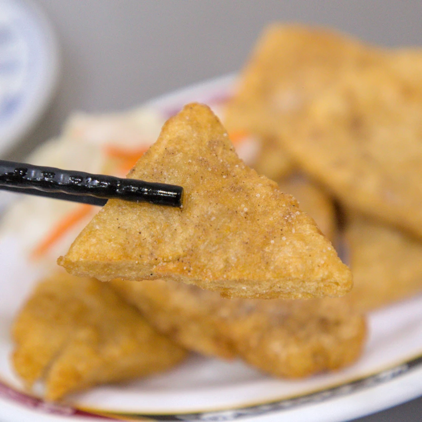 高雄鹽埕隱藏版神店！老鹽埕福記炸黑輪 乾拌麵必吃，在地饕客才知道。