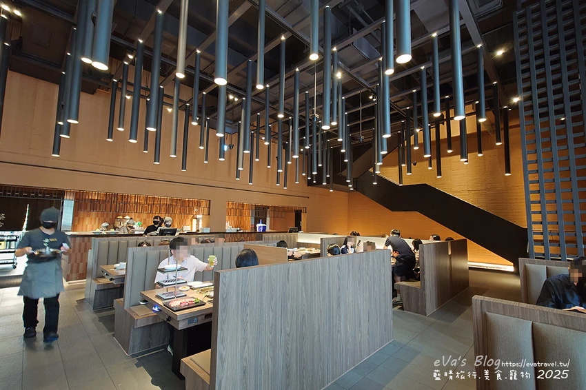 台中市西屯區【台中燒肉推薦】茶六燒肉堂 新朝富店｜你是肉控嗎?快來!這裡是肉食者天堂，服務好、套餐肉品豐富、可愛怪物雪花冰。台中燒烤