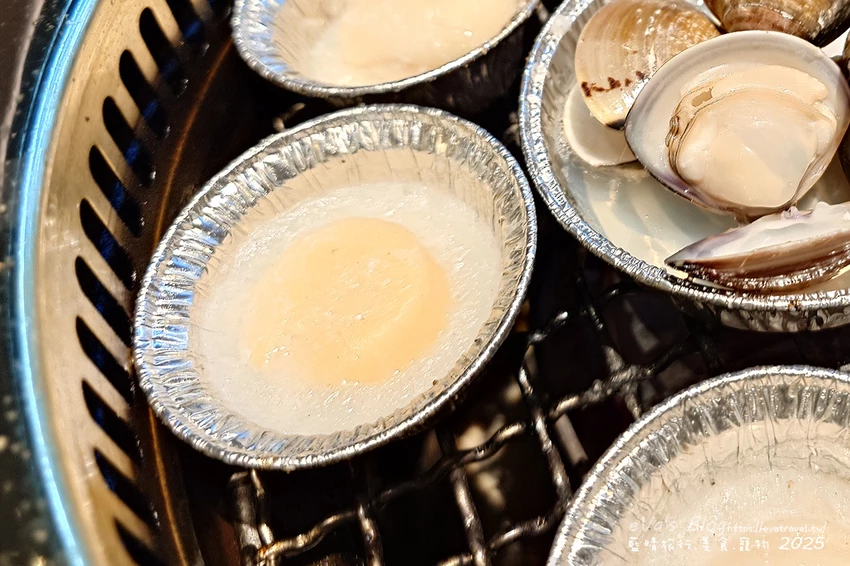 台中市西屯區【台中燒肉推薦】茶六燒肉堂 新朝富店｜你是肉控嗎?快來!這裡是肉食者天堂，服務好、套餐肉品豐富、可愛怪物雪花冰。台中燒烤