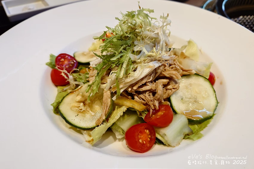 台中市西屯區【台中燒肉推薦】茶六燒肉堂 新朝富店｜你是肉控嗎?快來!這裡是肉食者天堂，服務好、套餐肉品豐富、可愛怪物雪花冰。台中燒烤