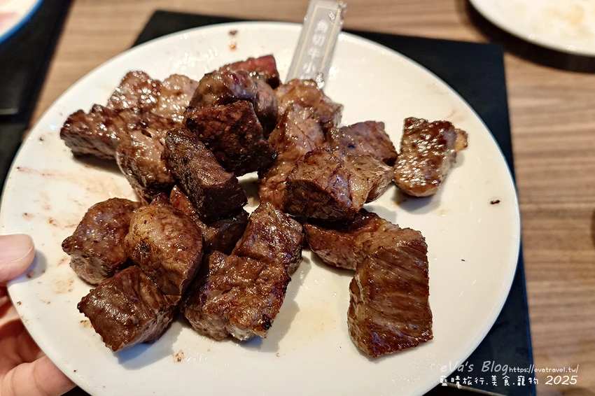 台中市西屯區【台中燒肉推薦】茶六燒肉堂 新朝富店｜你是肉控嗎?快來!這裡是肉食者天堂，服務好、套餐肉品豐富、可愛怪物雪花冰。台中燒烤