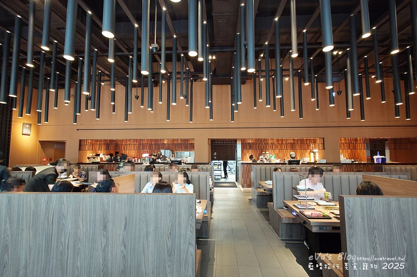 台中市西屯區【台中燒肉推薦】茶六燒肉堂 新朝富店｜你是肉控嗎?快來!這裡是肉食者天堂，服務好、套餐肉品豐富、可愛怪物雪花冰。台中燒烤