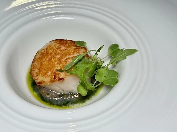 台北米其林一星牛排！A CUT經典招牌肋，體驗奢華牛排饗宴的極致。