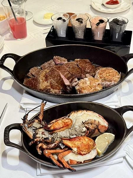 台北米其林一星牛排！A CUT經典招牌肋，體驗奢華牛排饗宴的極致。