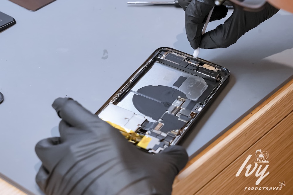 鼎威維修 |台中iPhone換電池推薦專家,Apple原廠認證零件,維修過程全程錄影、售後完善超放心! - 艾薇覓食趣