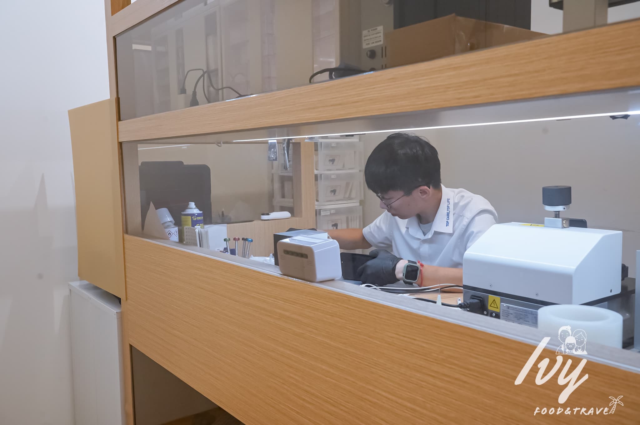 鼎威維修 |台中iPhone換電池推薦專家,Apple原廠認證零件,維修過程全程錄影、售後完善超放心! - 艾薇覓食趣