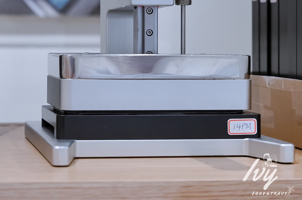 鼎威維修 |台中iPhone換電池推薦專家,Apple原廠認證零件,維修過程全程錄影、售後完善超放心! - 艾薇覓食趣