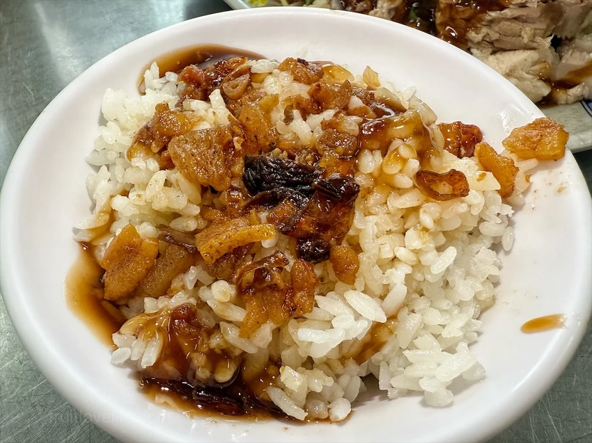 來花壇不能錯過的黑白切麵店，滷味小菜、乾麵、豬油拌飯超好吃的