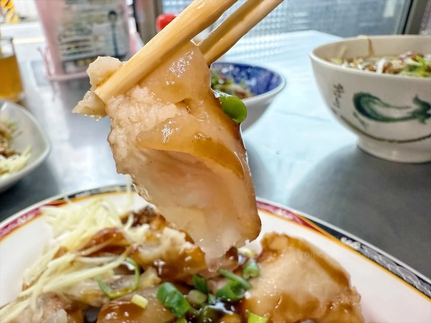 來花壇不能錯過的黑白切麵店，滷味小菜、乾麵、豬油拌飯超好吃的