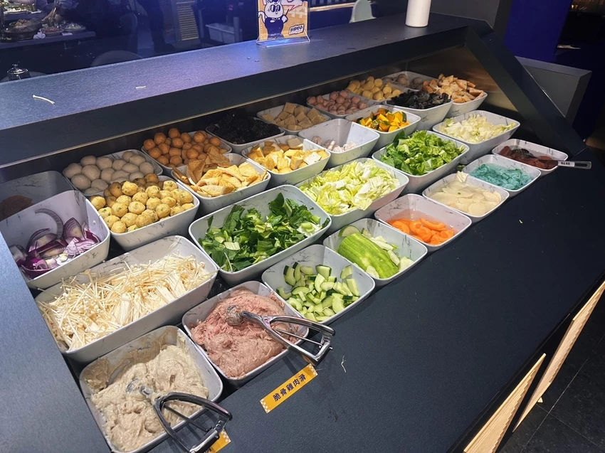 樹林吃到飽新選擇！朴庶韓國銅盤烤肉，一人一爐超過癮，50種食材無限放題。