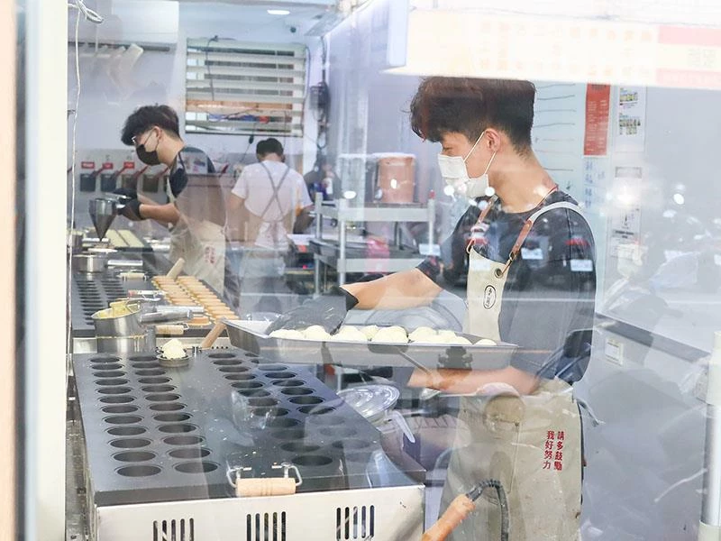 新竹小鵲Sing紅豆餅成國宴甜點！芋頭蛋黃麻糬口味必吃，伯爵珍珠奶茶口味超有趣。