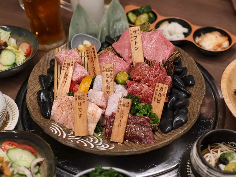 新竹高級燒肉必吃！上野村日式燒肉專人代烤，頂級日本澳洲和牛CP值超高。