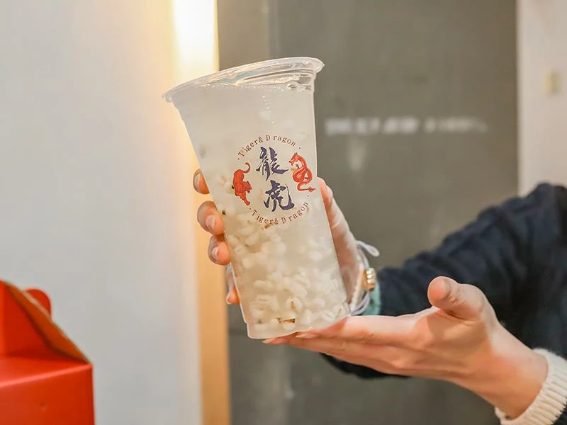 新竹巨城周邊必吃美食,龍虎海南雞飯,道地口味傳承新加坡好味道。!