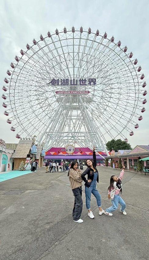 雲林景點/蜜蜂故事館、古坑綠色隧道，假日市集吃吃喝喝的好去處！