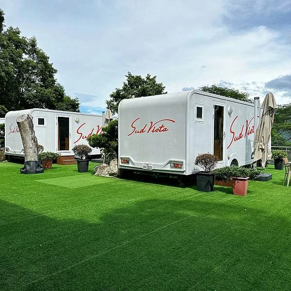 苗栗南庄住宿推薦！入住童話樹屋和豪華露營車，電動天窗夜賞星空房型大解密。