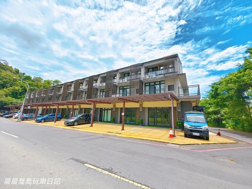 宜蘭礁溪包棟住宿推薦｜龍潭湖居親子民宿！10/14-10/2