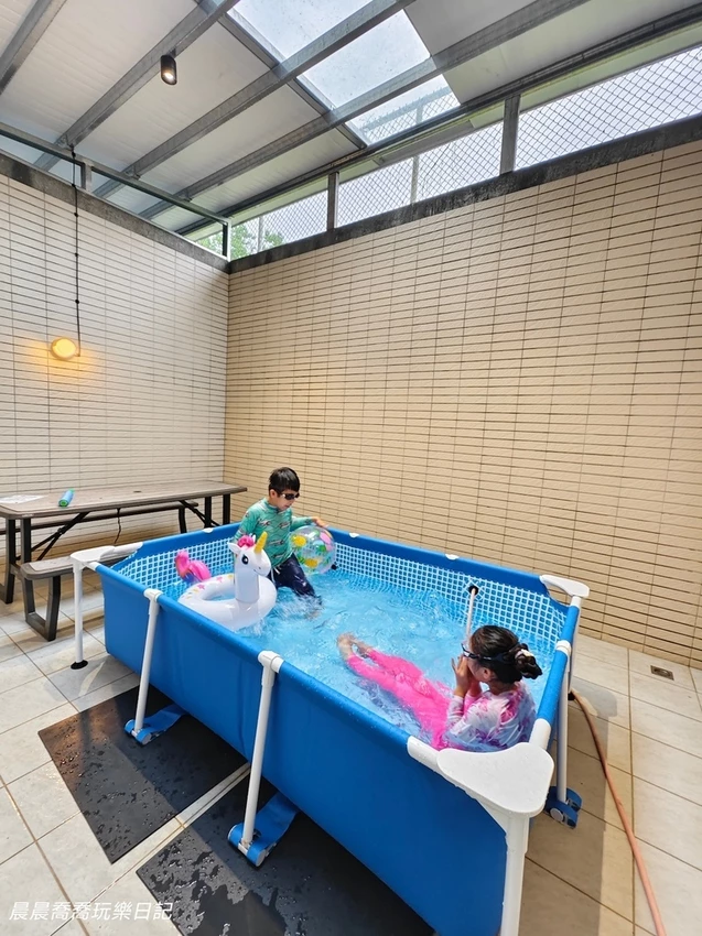 宜蘭礁溪包棟住宿推薦｜龍潭湖居親子民宿！2–8人輕鬆入住