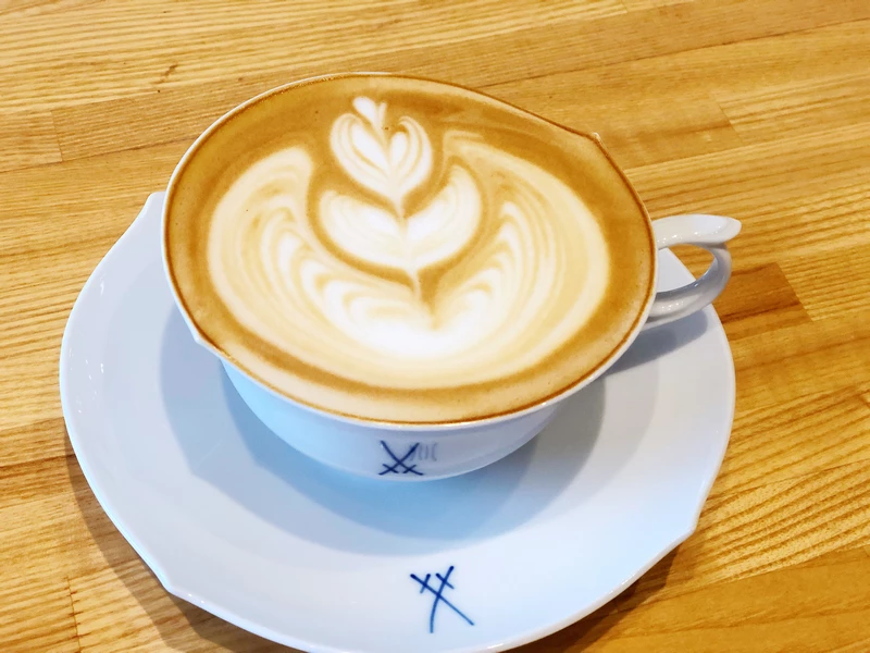 波赫士領地精品咖啡館明水店｜台北大直不限時咖啡廳推薦，開心果奶霜千層必吃甜點 – Maji食尚旅圖