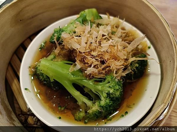 點22港式點心專賣店 新竹東門店吃宵夜，鱸魚蛤蜊海鮮粥清爽有