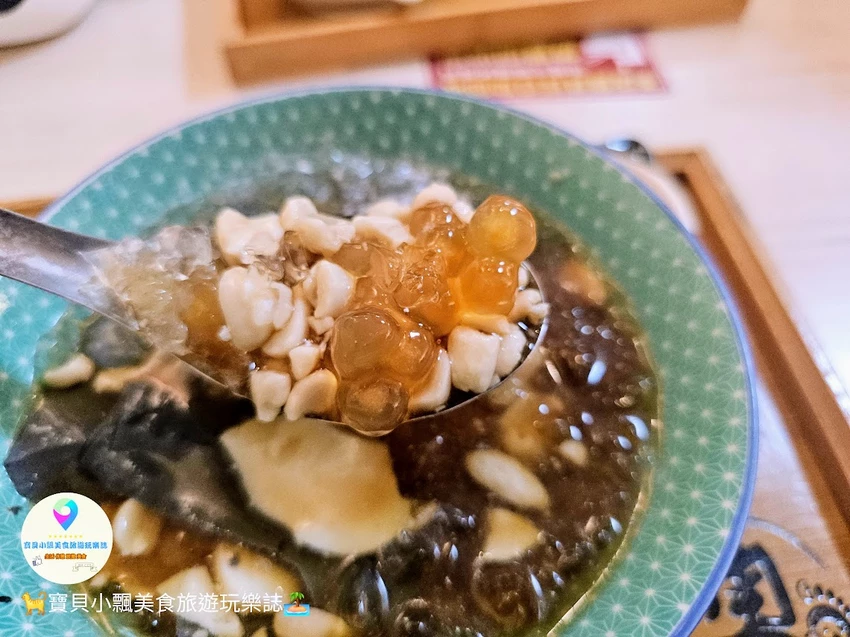 苗栗白沙屯拱天宮美食！媽祖賜名勇心豆花黑白熊貓豆花，一吃就愛上。