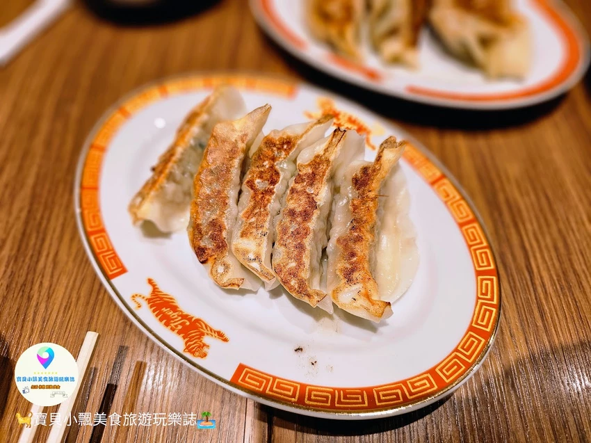 鹿兒島餃子控必訪名店！タイガー餃子会舘大餃子超飽足，拉麵回鍋肉也必點。