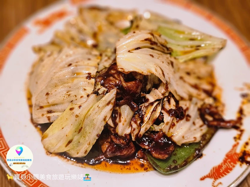 鹿兒島餃子控必訪名店！タイガー餃子会舘大餃子超飽足，拉麵回鍋肉也必點。