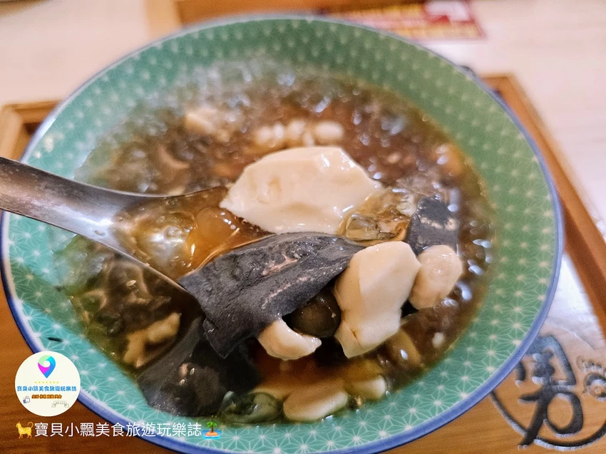 苗栗白沙屯拱天宮美食！媽祖賜名勇心豆花黑白熊貓豆花，一吃就愛上。