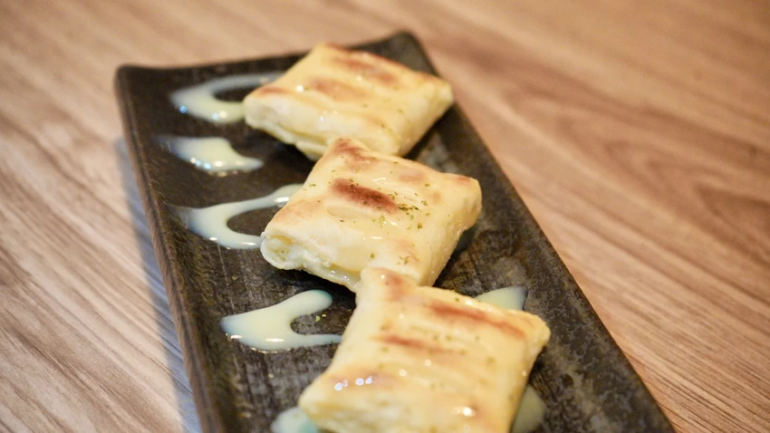 一秒到日本！板橋車站居酒屋，厚切慢燉牛舌與超狂焗烤松露薯泥。