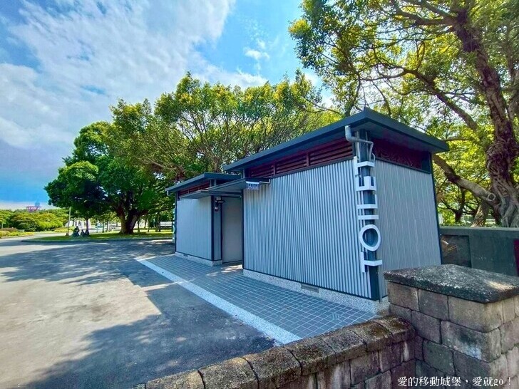 台北市中山區【2025台北賞花 樂遊趣】大佳河濱公園 向日葵花海金黃燦爛 紫色波斯菊花粉浪漫 自行車道自由行 親子共融遊戲區 愛就跟我一起快樂Go !