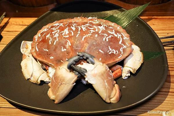 中山日本料理推薦首選！活體麵包蟹搭配十種豪華刺身全攻略。