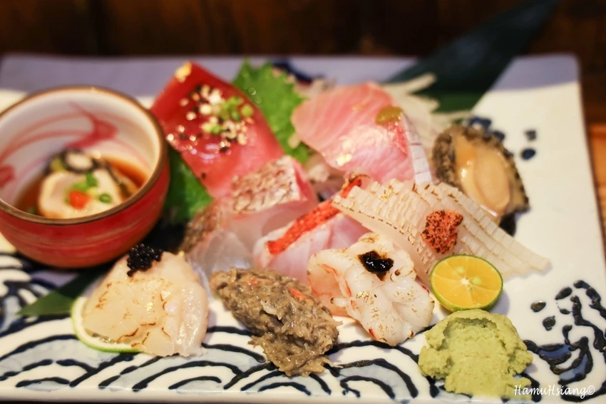 中山日本料理推薦首選！活體麵包蟹搭配十種豪華刺身全攻略。