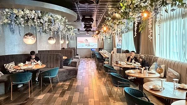 LINE_ALBUM_許雪莉2訪_251009_11 LINE_ALBUM_許雪莉2訪_251009_11