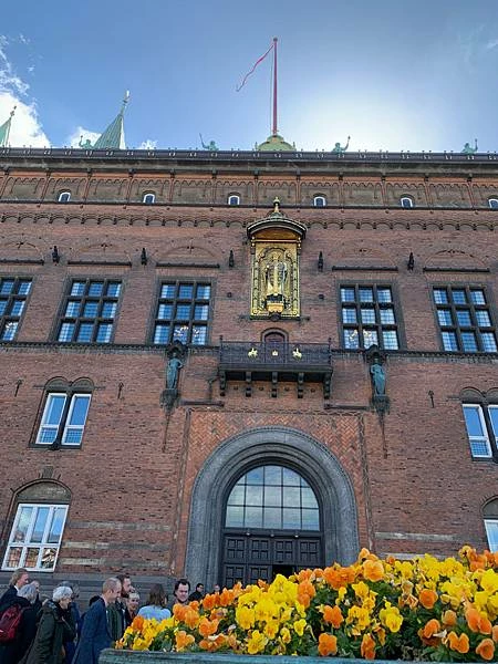 《北歐三國丹麥挪威瑞典旅遊 | 行前準備規劃 | 安全注意事項》丹麥：哥本哈根市區一日遊 | 市政廳廣場、漢...