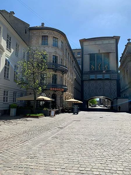 《北歐三國丹麥挪威瑞典旅遊 | 行前準備規劃 | 安全注意事項》丹麥：哥本哈根市區一日遊 | 市政廳廣場、漢...