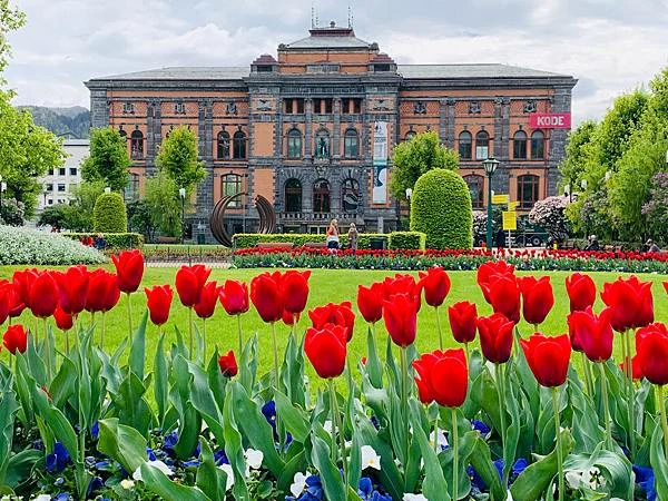《北歐旅遊 | 挪威卑爾根 Bergen》菲爾鈴瀑布Voringfossen、呂根、弗羅伊恩山 | 公主fun出遊（第三篇）