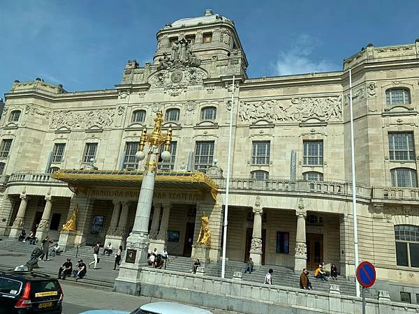 《北歐旅遊｜瑞典》卡爾斯塔德、Orebro、首都斯德哥爾摩市區遊 Stockholm、市政廳、瓦薩博物館 Vasa Museum...