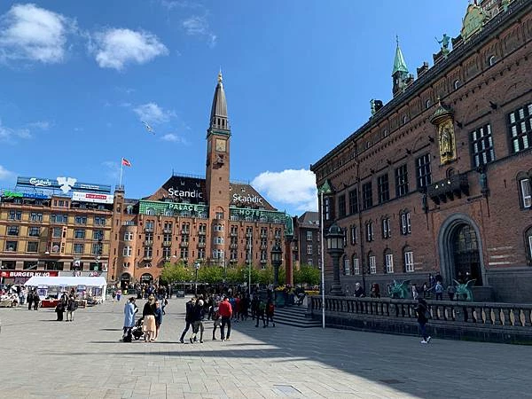 《北歐三國丹麥挪威瑞典旅遊 | 行前準備規劃 | 安全注意事項》丹麥：哥本哈根市區一日遊 | 市政廳廣場、漢...