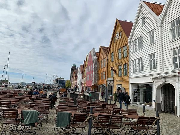 《北歐旅遊 | 挪威卑爾根 Bergen》菲爾鈴瀑布Voringfossen、呂根、弗羅伊恩山 | 公主fun出遊（第三篇）