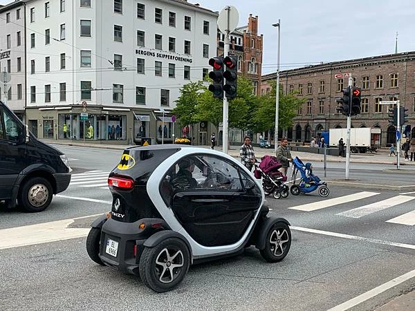 《北歐旅遊 | 挪威卑爾根 Bergen》菲爾鈴瀑布Voringfossen、呂根、弗羅伊恩山 | 公主fun出遊（第三篇）