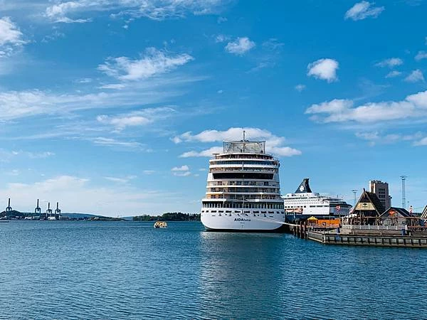 《北歐三國丹麥挪威瑞典旅遊 | 行前準備規劃 | 安全注意事項》丹麥：哥本哈根市區一日遊 | 市政廳廣場、漢...