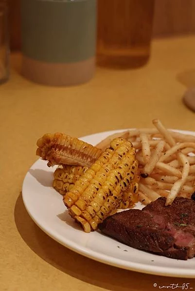 [ 台北美食 ]芮秋 Rachel-民生社區新開幕早午餐 玉