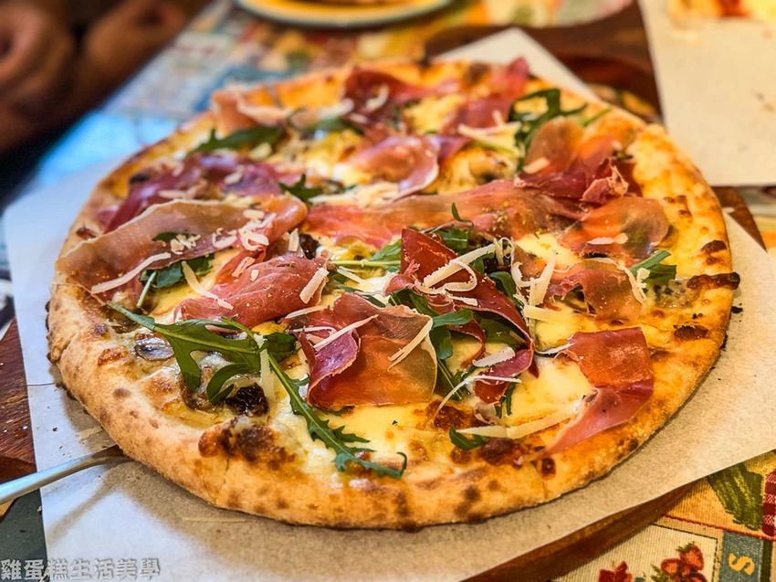 新竹竹東最道地的披薩！義大利老闆Sandro pizza，36種口味選擇障礙發作。