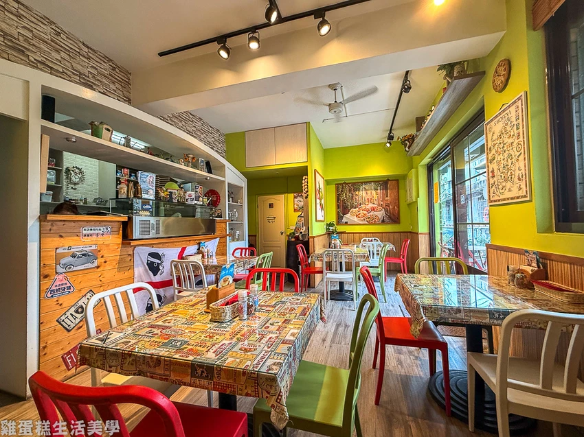 新竹竹東最道地的披薩！義大利老闆Sandro pizza，36種口味選擇障礙發作。