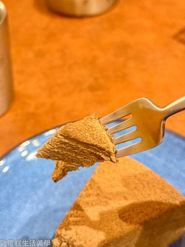 林口outlet旁約會聚餐首選！意享美式廚房空間寬敞，挑高設計還有私人小包廂。