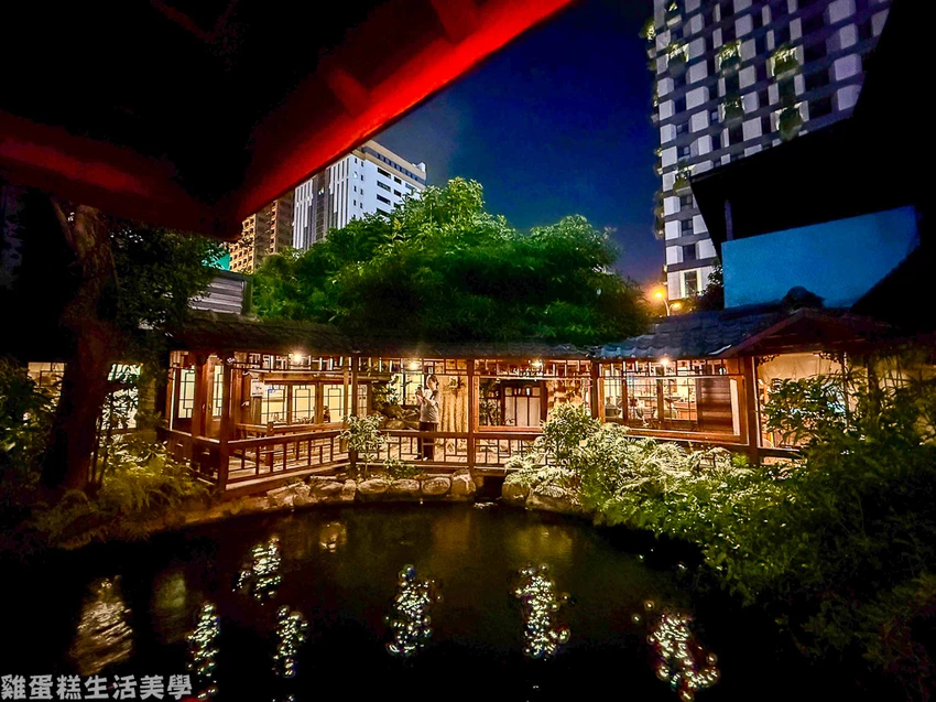 台中公益路美食！中式庭園餐廳 無為草堂 米其林綠星，古色古香時光體驗。