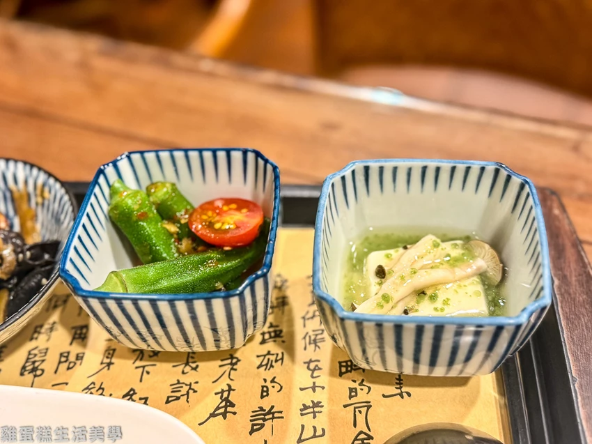 台中公益路美食！中式庭園餐廳 無為草堂 米其林綠星，古色古香時光體驗。