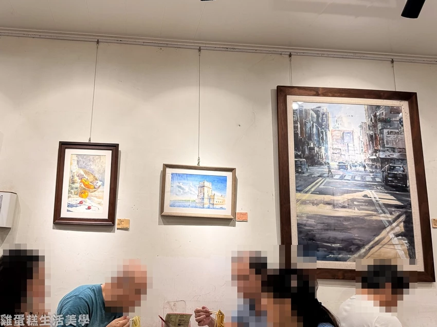 新竹美食推薦!莛芳麵食館在地人也愛客家麵食,鍋氣味炒飯、滷肉飯超夠味。