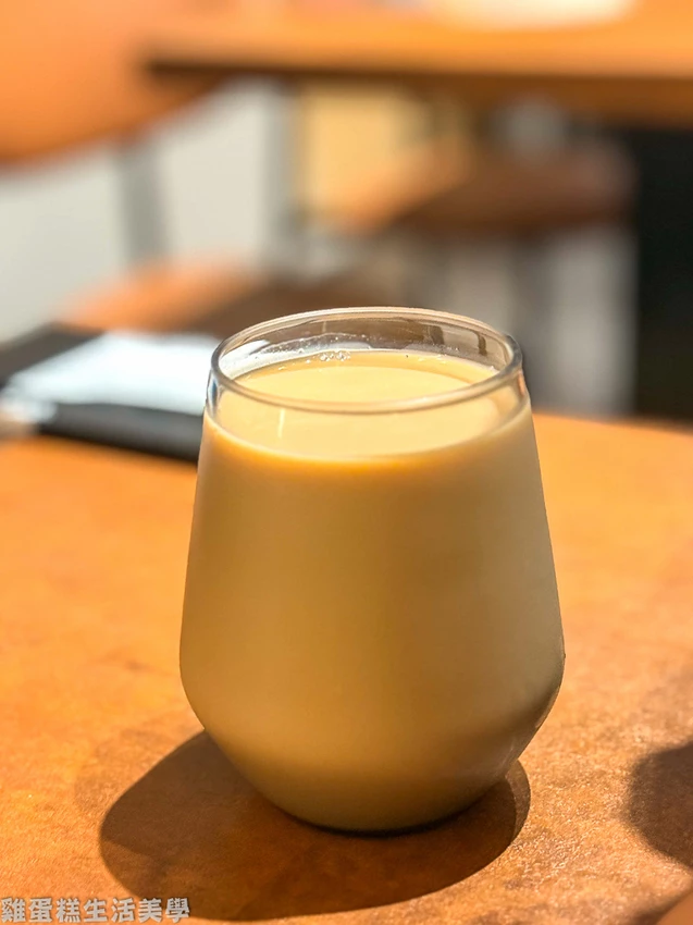 林口outlet旁約會聚餐首選！意享美式廚房空間寬敞，挑高設計還有私人小包廂。