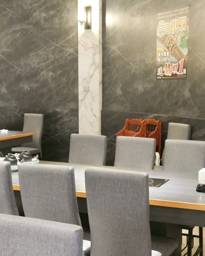 中壢火鍋吃到飽推薦!魔椒頂級鴛鴦鍋海鮮 A5和牛吃到飽,壽星再送龍蝦。